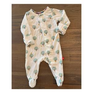 Magnetic Me Tree and Chick Newborn Footie Pajama 5-8lb NWOT